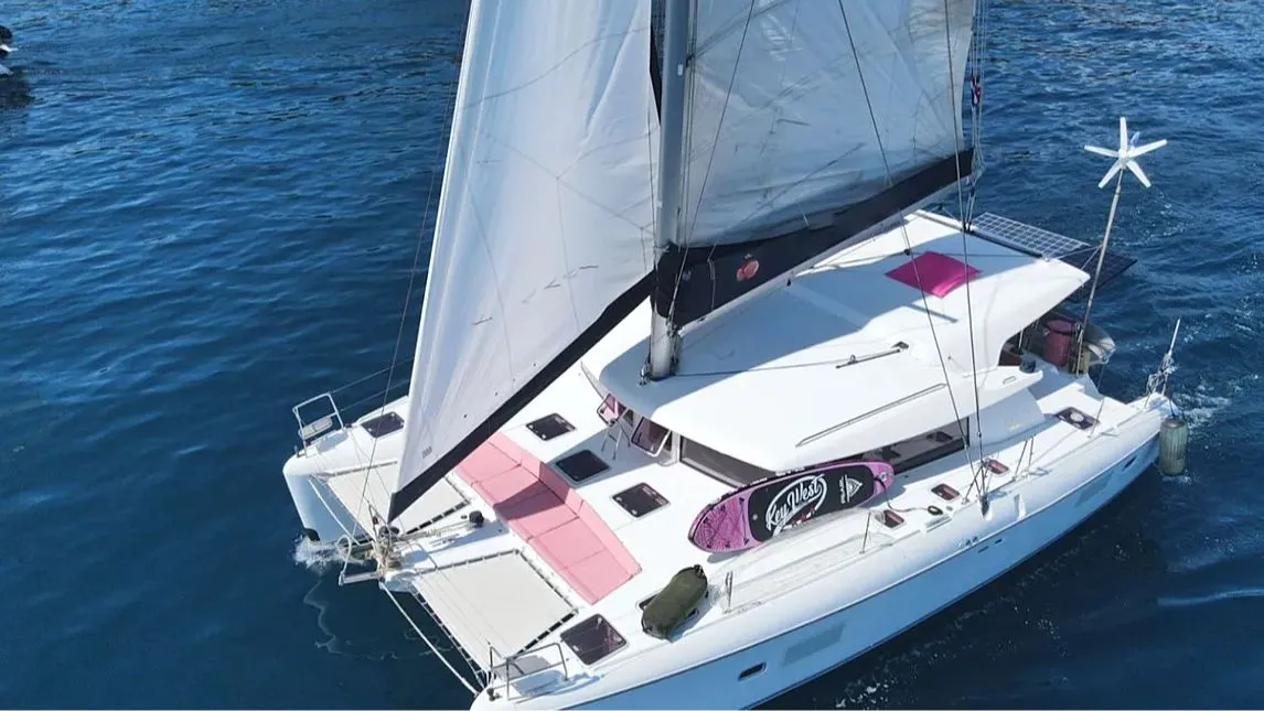 Citrus — 42ft Lagoon