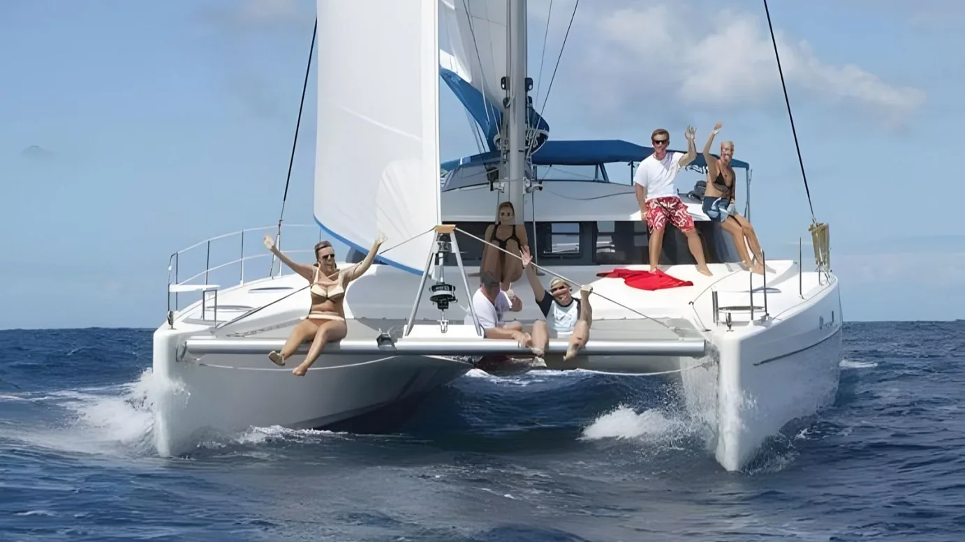 Half-day Koh Phangan — 43ft Fountaine Pajot