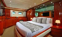 Liveaboard 2 days | Eagle