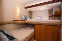  Phi Phi Island (8h) | Revolution