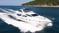 Island hopping Coral, Racha, Maithon  (8 hrs) — 50ft Azimut