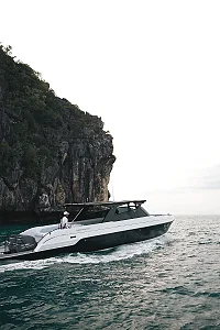  Koh Phangan (8 hrs) | Cayenne