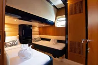  Island hopping - Racha Yai & Matihon & Coral (8h) | Blue Sky