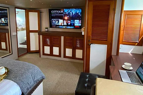  Princess of Siam | 72ft King Yacht | Phuket