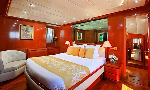  Eagle | 106ft Falcon | Phuket