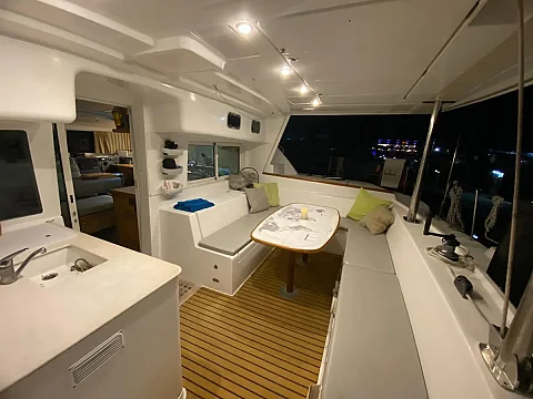  Vape | 44ft Lagoon | Koh Samui
