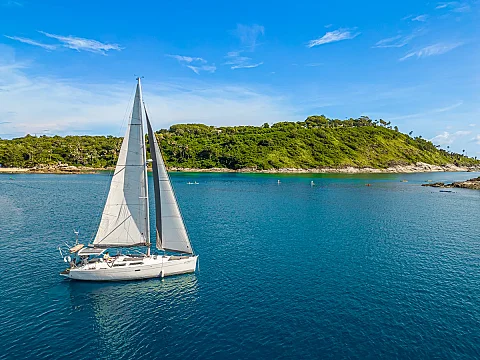  Figure | 43ft Hanse | Phuket