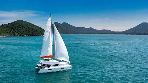 Monroe | 42ft Lagoon | Koh Samui