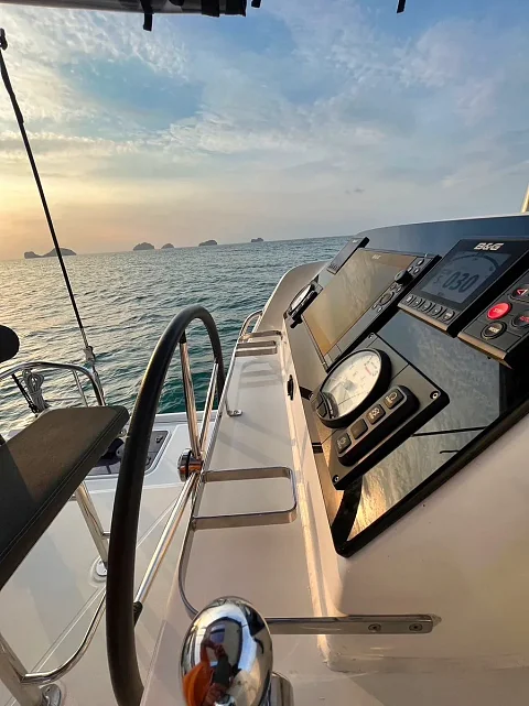  Monroe | 42ft Lagoon | Koh Samui