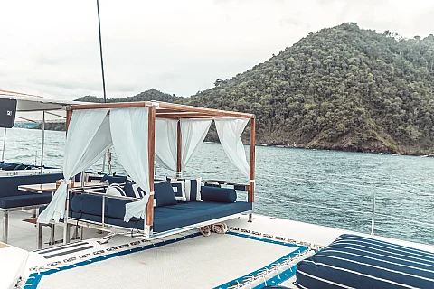  Joy | 74ft Tahiti | Phuket