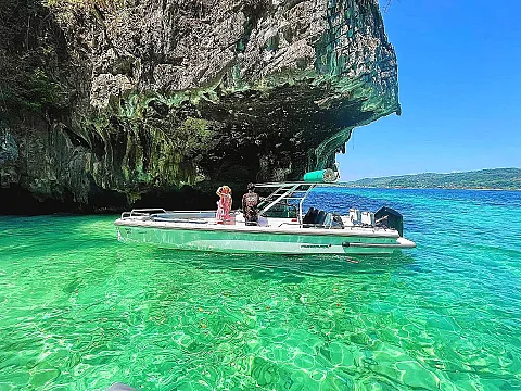  Limo | 28ft  | Phuket