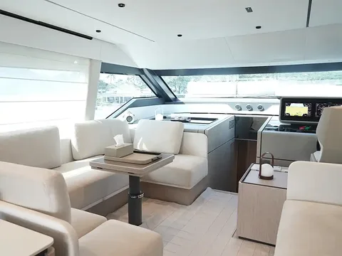  Crémant | 58ft Ferretti | Phuket