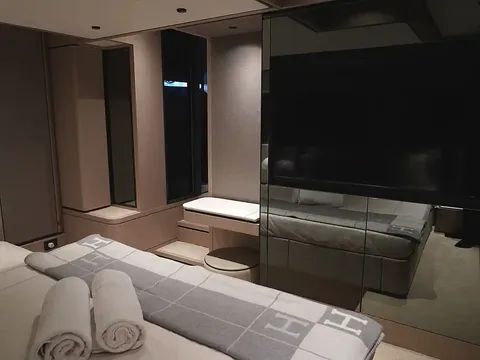  Crémant | 58ft Ferretti | Phuket