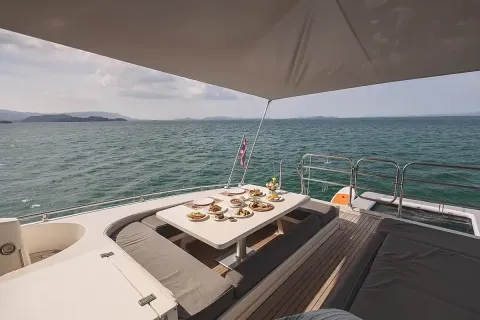  Bikini | 90ft Leopard | Phuket