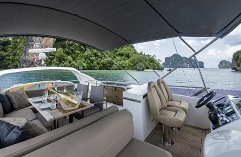  Maya Bee | 60ft Princess Yacht | Phuket