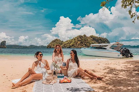  Phi Phi Island (8h) | Jules