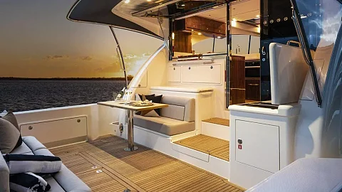  Provence | 58ft Riviera | Phuket