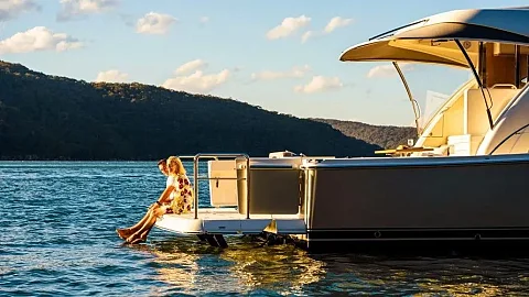  Provence | 58ft Riviera | Phuket