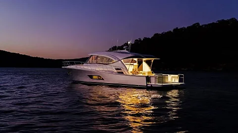  Provence | 58ft Riviera | Phuket