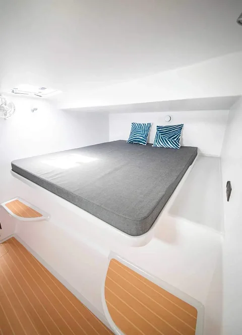  Discovery | 47ft Stealth - Asia Catamarans | Phuket