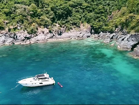  Paris | 42ft Princess Yacht | Phuket