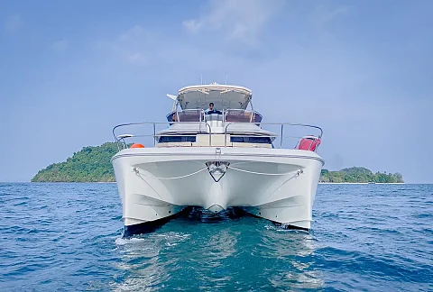  Sunshine | 44ft Aquila | Phuket