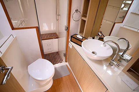  Sunshine | 44ft Aquila | Phuket