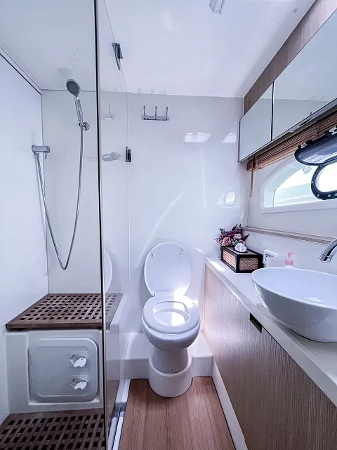  Sunshine | 44ft Aquila | Phuket