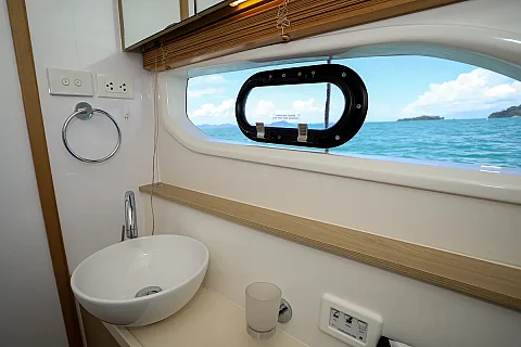  Sunshine | 44ft Aquila | Phuket