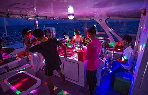  Coral Island & Sunset (8,5h) | Monchichi