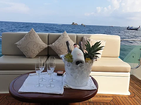  Mona Lisa | 54ft Azimut | Phuket